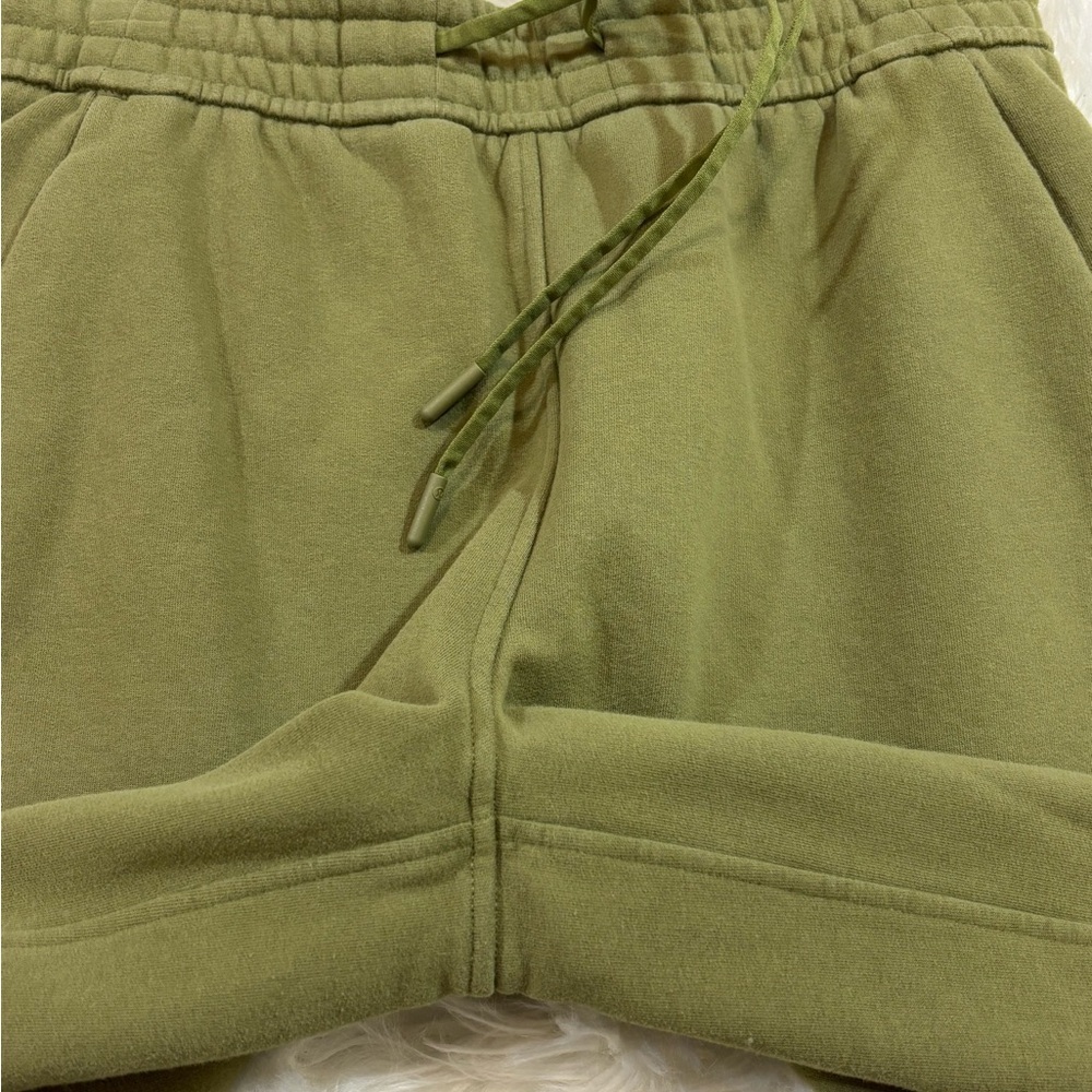 Lululemon Loungeful High-Rise Wide Leg Crop - Picture 7 of 13